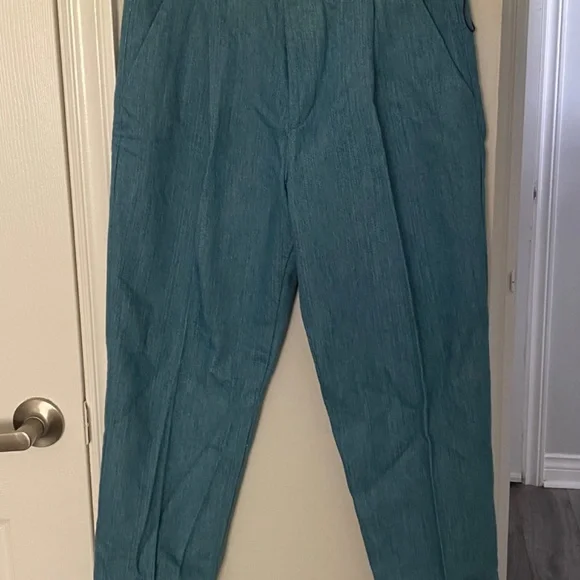 Pants - Picture 2 of 4